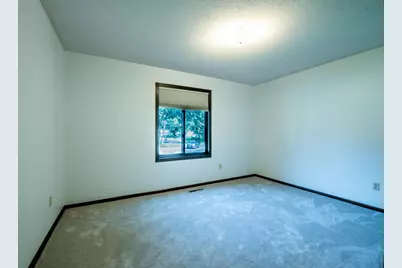8106 Groveland Road, Mounds View, MN 55112 - Photo 27