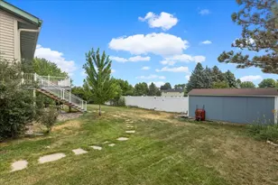 14494 Upper Guthrie Ct, Apple Valley, MN 55124 - Photo 3