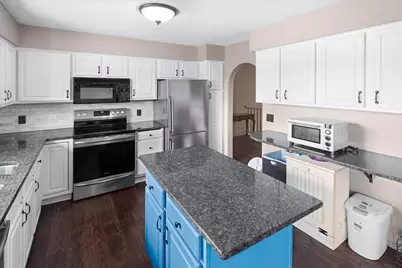 14494 Upper Guthrie Court, Apple Valley, MN 55124 - Photo 13