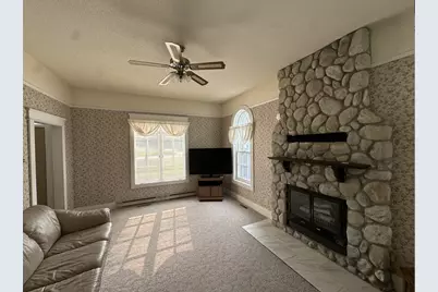 701 3rd Avenue NE, Roseau, MN 56751 - Photo 13