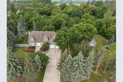 701 3rd Avenue NE, Roseau, MN 56751 - Photo 3