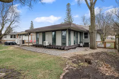 2104 W Oakland Avenue, Austin, MN 55912 - Photo 9