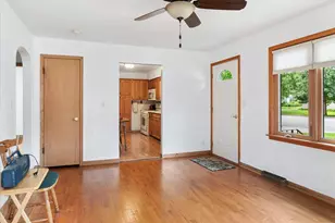 503 S 9th St, La Crescent, MN 55947 - Photo 15