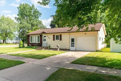 503 S 9th Street, La Crescent, MN 55947 - Photo 11