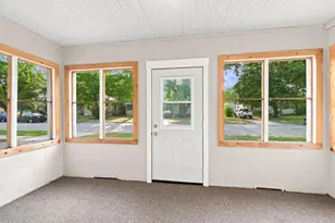 4209 Zane Ave N, Robbinsdale, MN 55422 - Photo 3