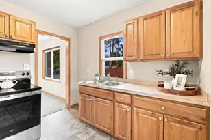 4209 Zane Ave N, Robbinsdale, MN 55422 - Photo 9