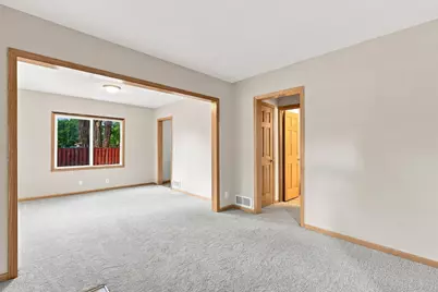 4209 Zane Avenue N, Robbinsdale, MN 55422 - Photo 5