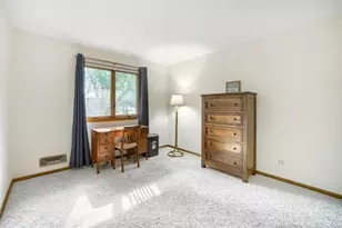 2981 Farrington Ave, Roseville, MN 55113 - Photo 17