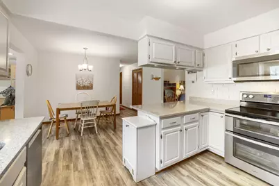 2981 Farrington Avenue, Roseville, MN 55113 - Photo 9