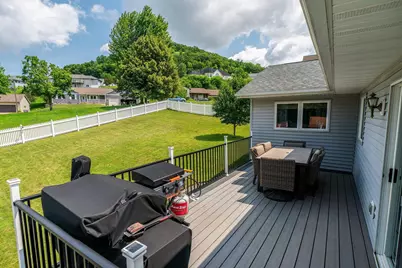 306 Haralson Lane, La Crescent, MN 55947 - Photo 31