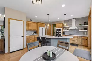6402 Langer Ln, Hugo, MN 55038 - Photo 17