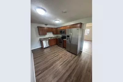 305 Jackson Avenue N, Hopkins, MN 55343 - Photo 11