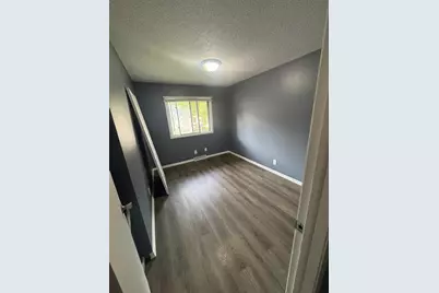 305 Jackson Avenue N, Hopkins, MN 55343 - Photo 9