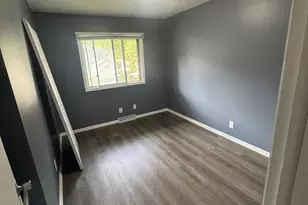 305 Jackson Ave N, Hopkins, MN 55343 - Photo 9