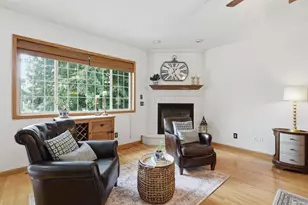 1809 Michigan Dr, Northfield, MN 55057 - Photo 1