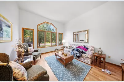 4852 Hillvale Avenue N, Oakdale, MN 55128 - Photo 13