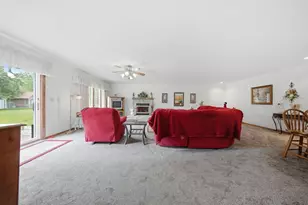 4852 Hillvale Ave N, Oakdale, MN 55128 - Photo 21