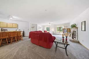 4852 Hillvale Ave N, Oakdale, MN 55128 - Photo 23
