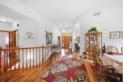 4852 Hillvale Avenue N, Oakdale, MN 55128 - Photo 3