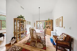 4852 Hillvale Ave N, Oakdale, MN 55128 - Photo 13
