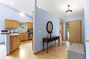 1976 Castle Ct E, Maplewood, MN 55109 - Photo 3