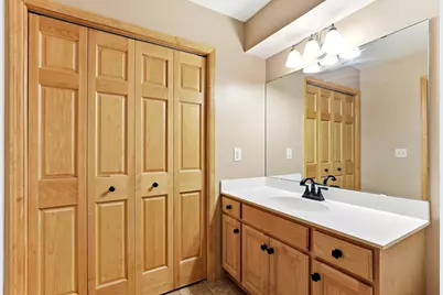 1976 Castle Court E, Maplewood, MN 55109 - Photo 33