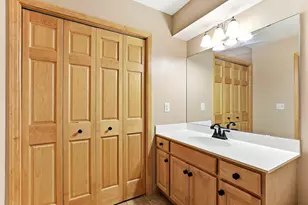 1976 Castle Ct E, Maplewood, MN 55109 - Photo 33