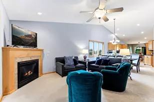 1976 Castle Ct E, Maplewood, MN 55109 - Photo 5