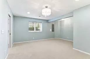 1976 Castle Ct E, Maplewood, MN 55109 - Photo 35