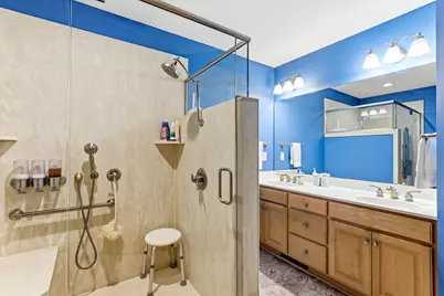 1976 Castle Court E, Maplewood, MN 55109 - Photo 21