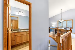 1976 Castle Ct E, Maplewood, MN 55109 - Photo 23