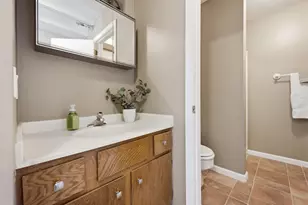 11160 Anderson Lakes Pkwy, Eden Prairie, MN 55344 - Photo 23
