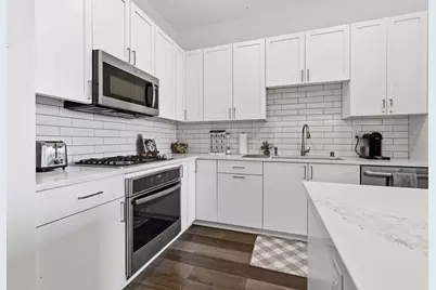 1240 2nd Street S #1031, Minneapolis, MN 55415 - Photo 7