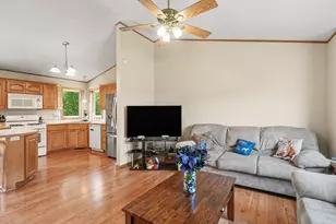 7643 385th St, North Branch, MN 55056 - Photo 7