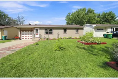 912 S 3rd Avenue, Albert Lea, MN 56007 - Photo 1