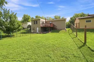 912 S 3rd Ave, Albert Lea, MN 56007 - Photo 1