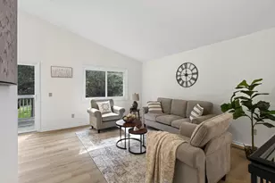 11219 Xavier Rd, Bloomington, MN 55437 - Photo 3