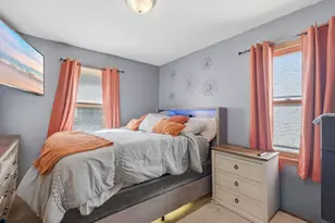 5252 Washburn Ave N, Minneapolis, MN 55430 - Photo 9