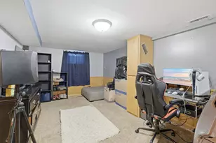 5252 Washburn Ave N, Minneapolis, MN 55430 - Photo 19