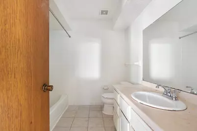 2640 Shenandoah Lane N, Plymouth, MN 55447 - Photo 13