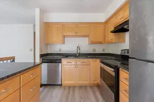 2640 Shenandoah Ln N, Plymouth, MN 55447 - Photo 11