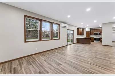 532 Old Military Road, Sandstone, MN 55072 - Photo 3