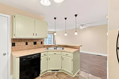 1770 Donegal Drive #10, Woodbury, MN 55125 - Photo 11