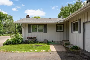 8555 Medicine Lake Rd, Golden Valley, MN 55427 - Photo 7