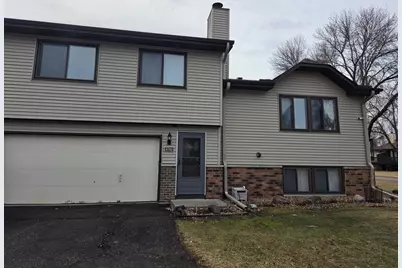 8792 N Maplebrook Circle #8792, Brooklyn Park, MN 55445 - Photo 3