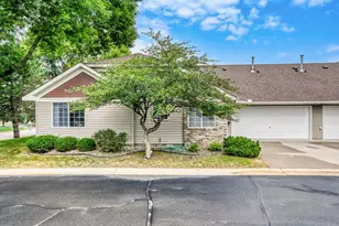 539 Lovell Ave, Roseville, MN 55113 - Photo 1