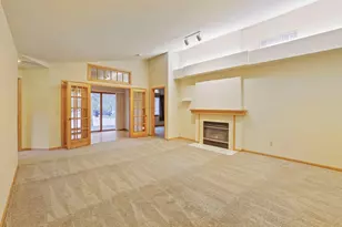 539 Lovell Ave, Roseville, MN 55113 - Photo 9