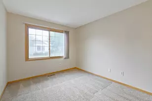 539 Lovell Ave, Roseville, MN 55113 - Photo 13