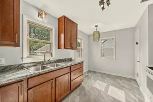 724 14th Ave NE, Rochester, MN 55906 - Photo 7