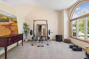 3951 Country Oaks Dr, Chanhassen, MN 55331 - Photo 5